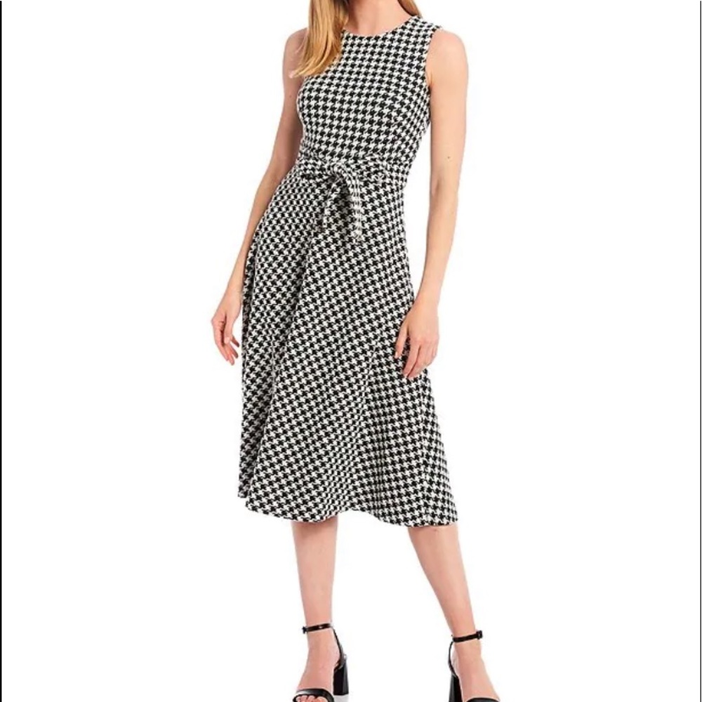 Houndstooth Ponte Jacquard Belted Round Nk A-Line Dress, used great condition
